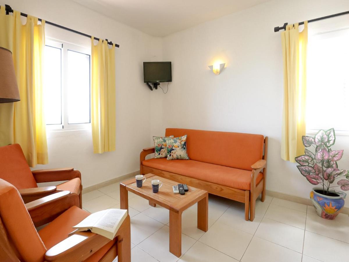 Praia Da Oura Apartment - 100 M From The Beach - By Bedzy Albufeira Luaran gambar