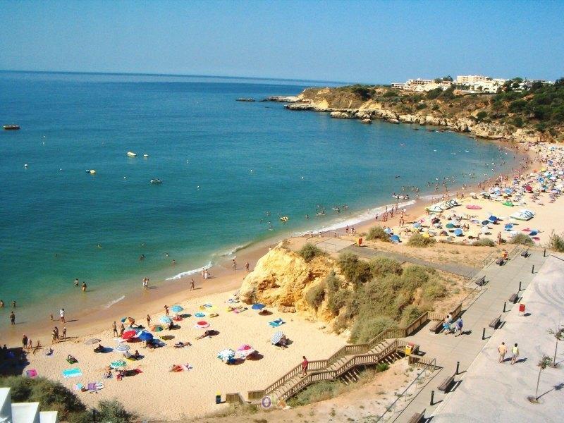 Praia Da Oura Apartment - 100 M From The Beach - By Bedzy Albufeira Luaran gambar